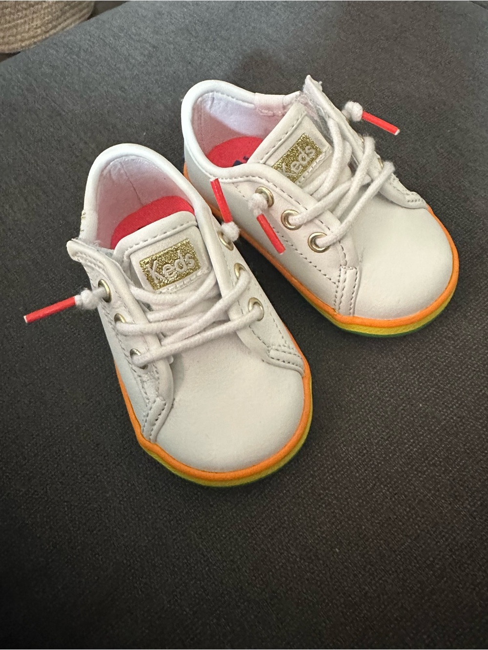 Keds Kickstart leather sneakers rainbow-striped sole Size 2m New without tags